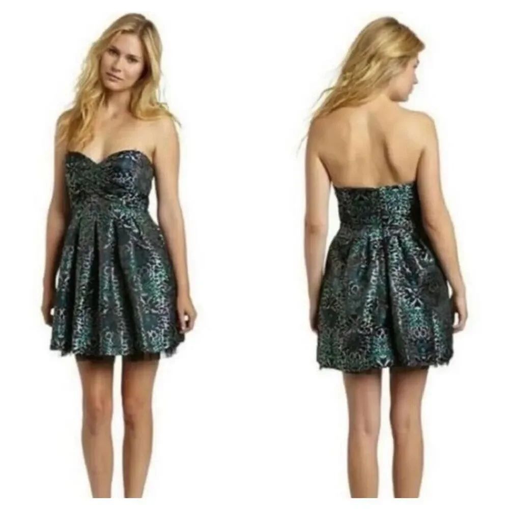 BCBGMaxzaria cocktail dress size 8
